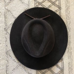 Brixton felt hat size small